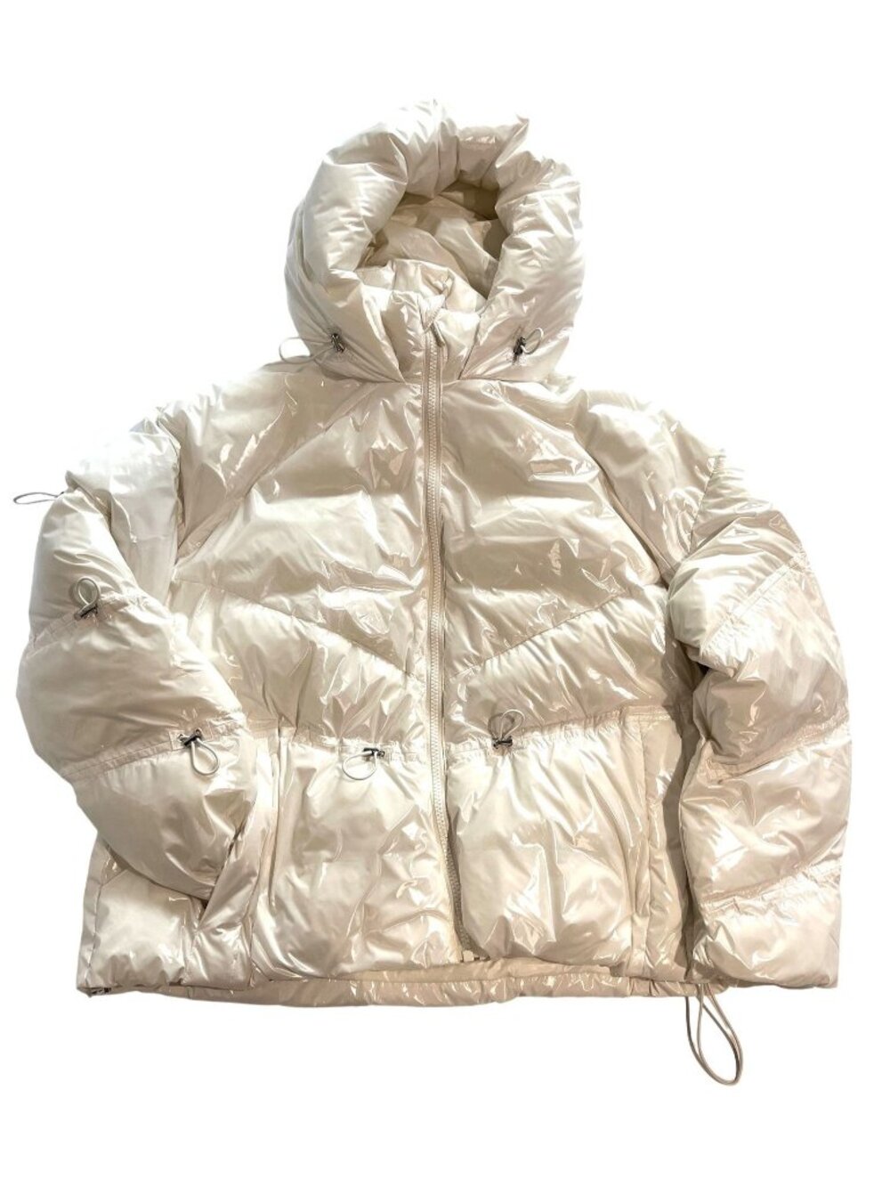 ALO Yoga Stunner Puffer Jacket in Ivory